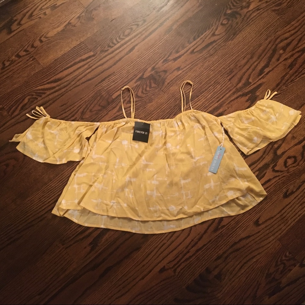 Womens~Yellow~Forever 21~Off Shoulder Crop Tank~M